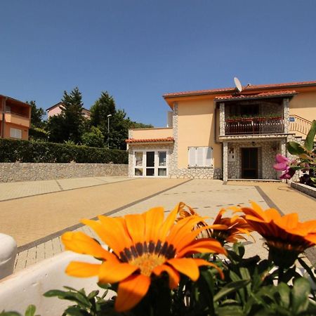 Apartments Nevenka K. Čižići Dış mekan fotoğraf